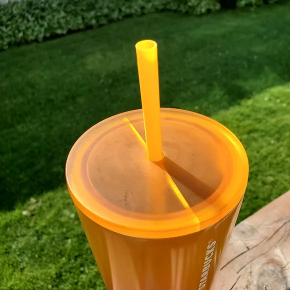 Starbucks 2022 Summer Mango Orange/Pink Ombre 24fl. Oz - Picture 3 of 10